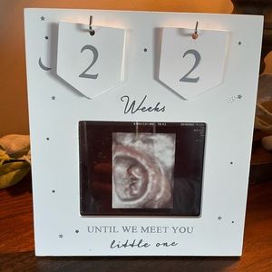 Sonogram countdown to baby picture frame
